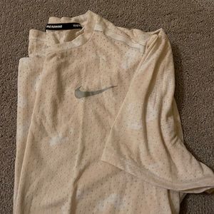 Men’s Nike Running Pseudo-Mesh Training Shirt